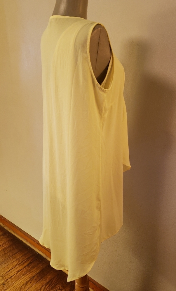Kate & Mallory yellow dress. Sz S - Picture 3 of 4